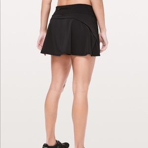Lululemon - Play Off the Pleats Mid-Rise Skirt